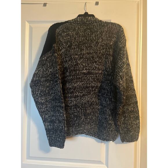 GUC Street Scenes Men's Cardigan Sweater Black Buttons Size Small - Oversized - Picture 3 of 5